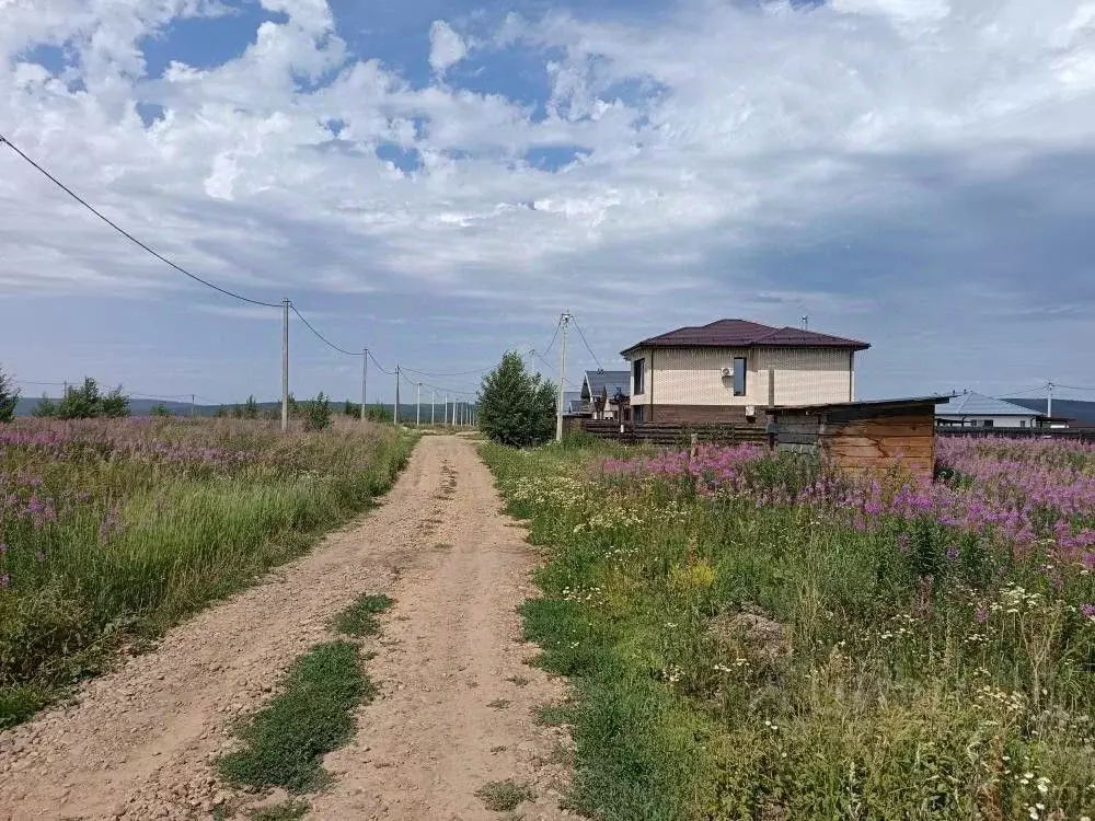 Участок в Иркутская область, Иркутский муниципальный округ, с. ... - Фото 1