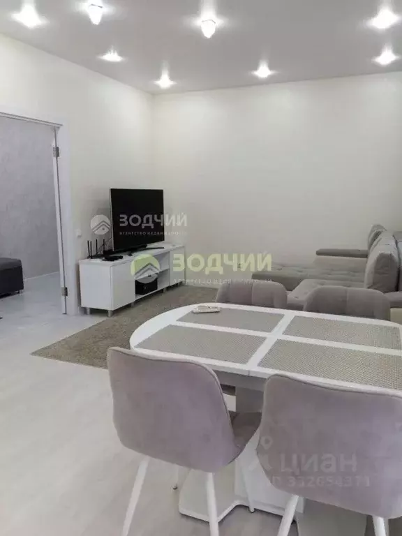 2-к кв. Чувашия, Чебоксары ул. Калинина, 25 (71.2 м) - Фото 2