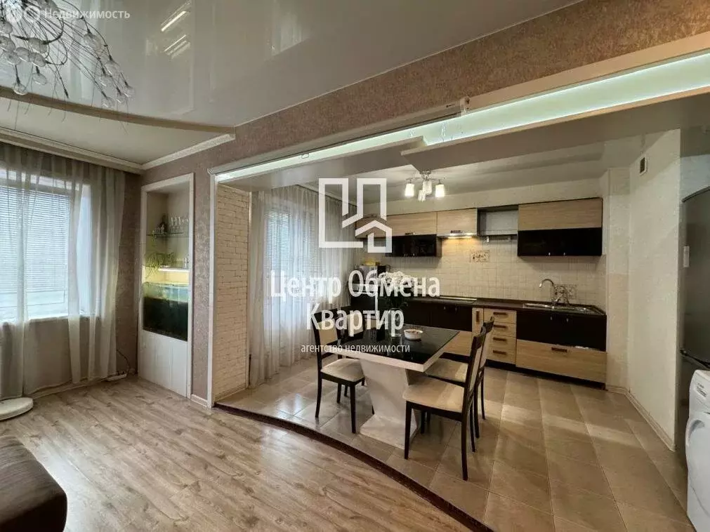 3-комнатная квартира: Иркутск, микрорайон Крылатый, 6 (71.6 м) - Фото 1