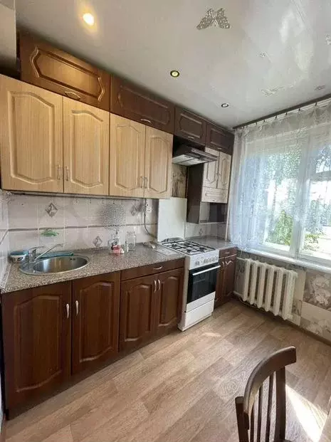 2-к. квартира, 50м, 3/5эт. - Фото 0