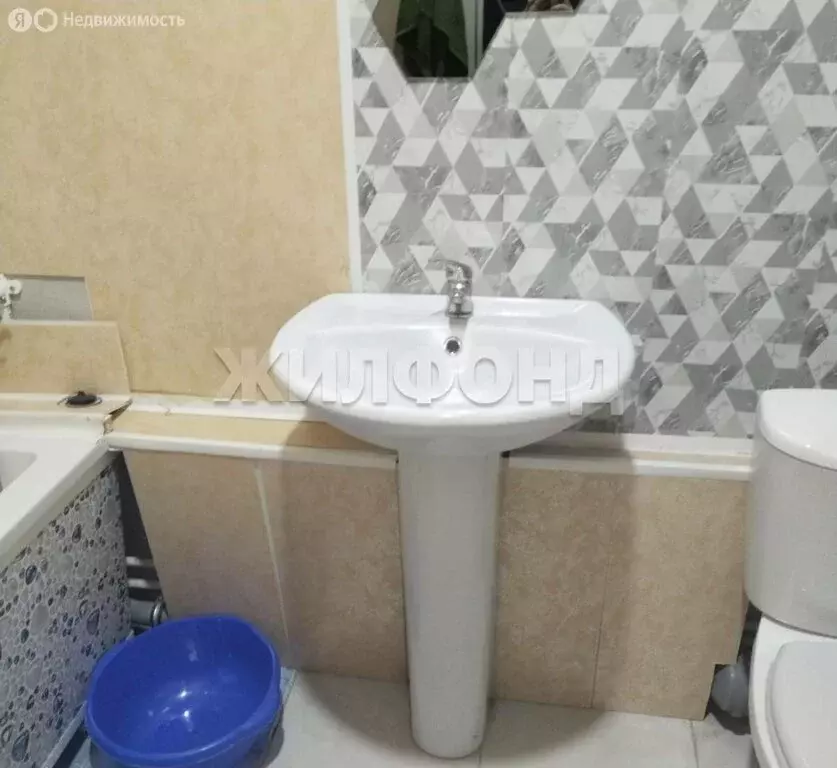 Квартира-студия: Новосибирск, улица Забалуева, 102 (23 м) - Фото 2