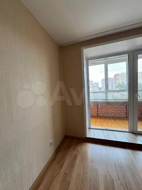 2-к. квартира, 60 м, 8/10 эт. - Фото 1