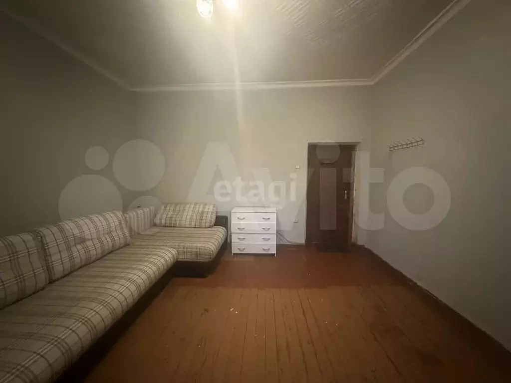 Комната 17,8 м в 3-к., 2/2 эт. - Фото 1