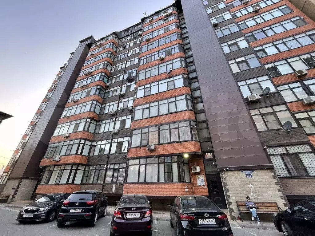 1-к. квартира, 64 м, 2/10 эт. - Фото 1