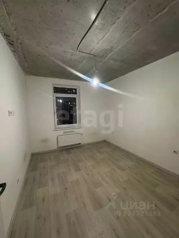 3-к кв. Тюменская область, Тюмень Харьковская ул., 74 (80.0 м) - Фото 1