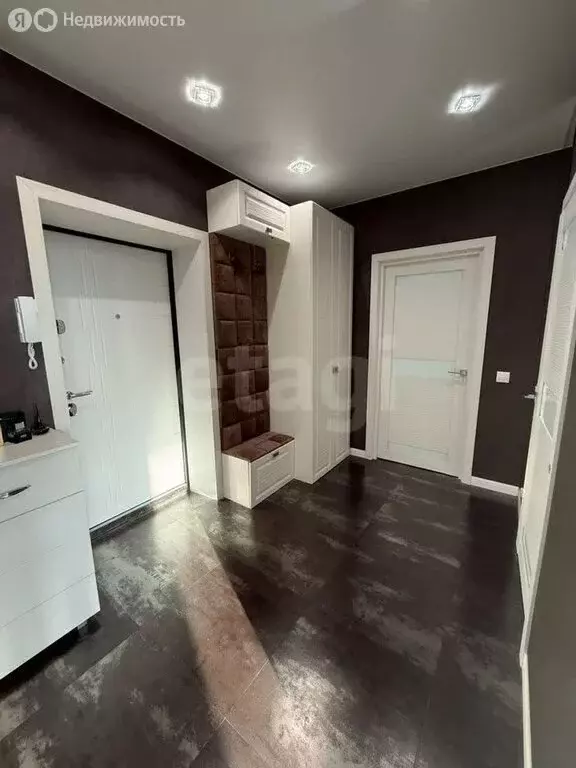 2-комнатная квартира: Дзержинск, улица Петрищева, 19А (55 м) - Фото 0