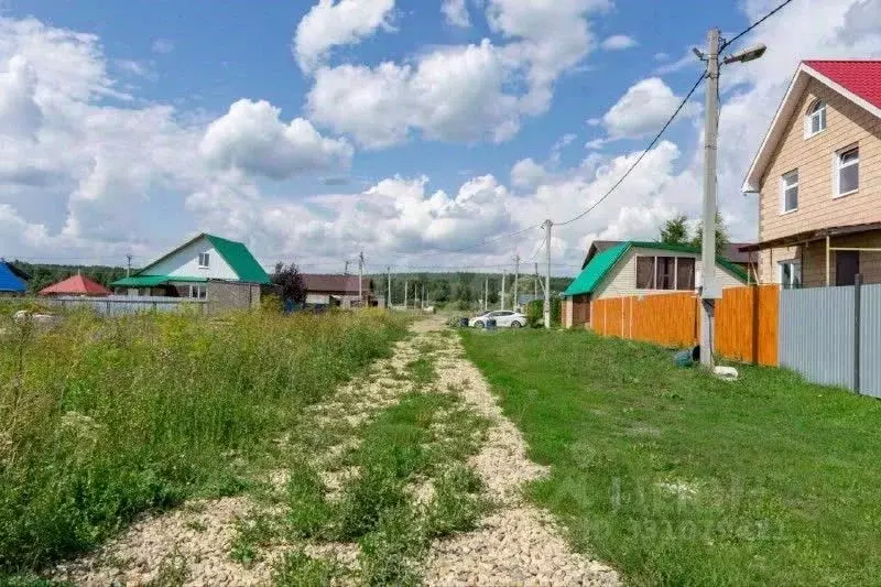 Участок в Татарстан, Тукаевский район, д. Азьмушкино, Подсолнухи мкр ... - Фото 1