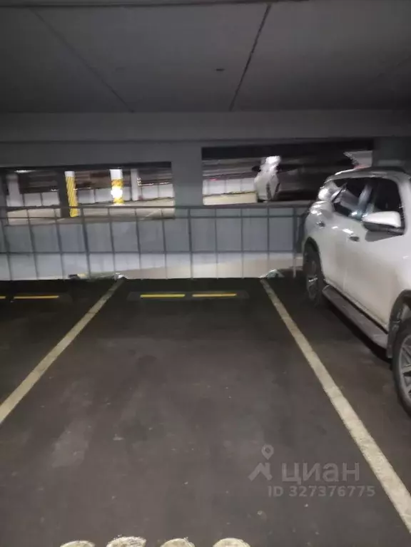 Гараж в Московская область, Одинцово ул. Сколковская, 2 (14 м) - Фото 1