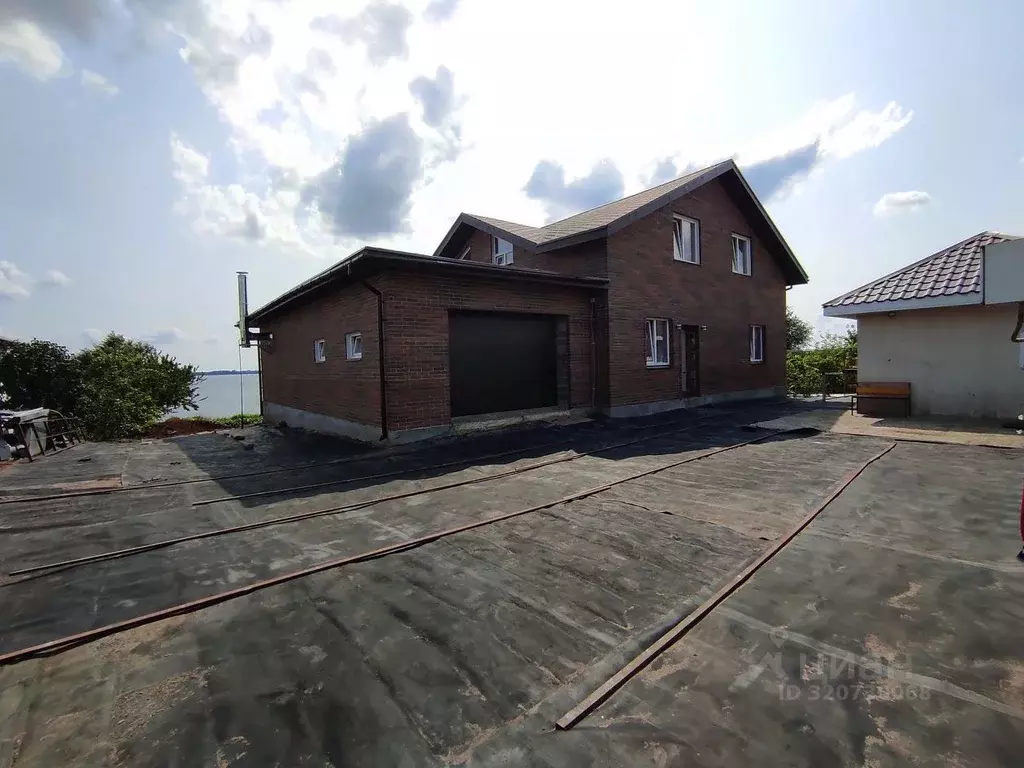 Дом в Самарская область, Октябрьск ул. Шишулина, 90 (270 м) - Фото 0