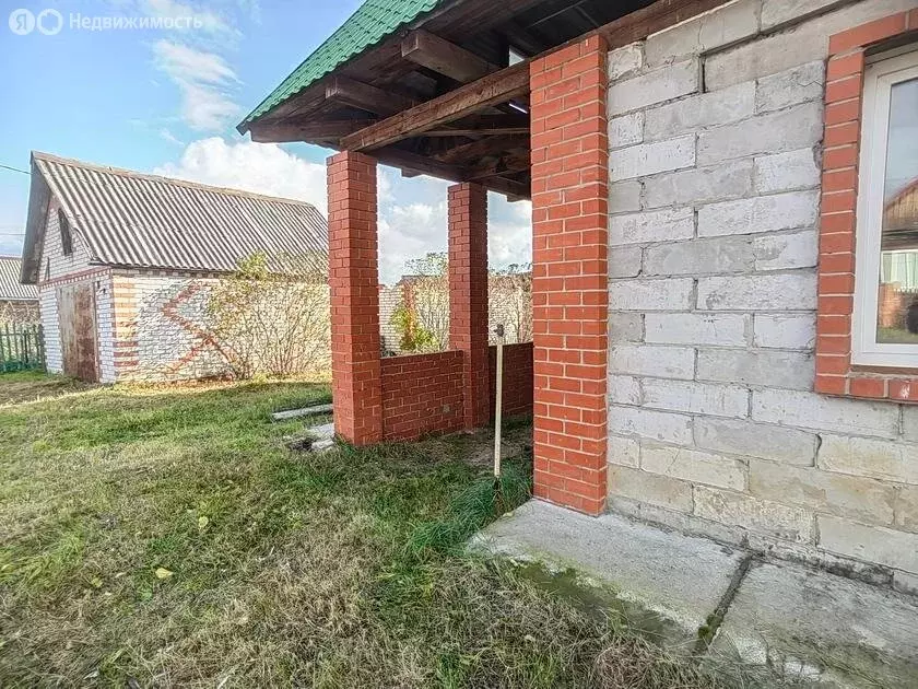 Дом в село Каскара, улица Ленина (273 м) - Фото 1