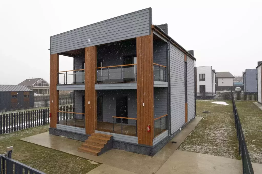 Дом в Ленинградская область, Ломоносовский район, Аннинское городское ... - Фото 1