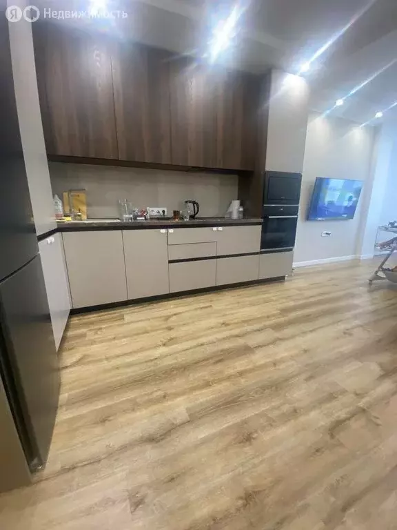 2-комнатная квартира: Краснодар, улица Адмирала Крузенштерна, 6 (58 м) - Фото 2