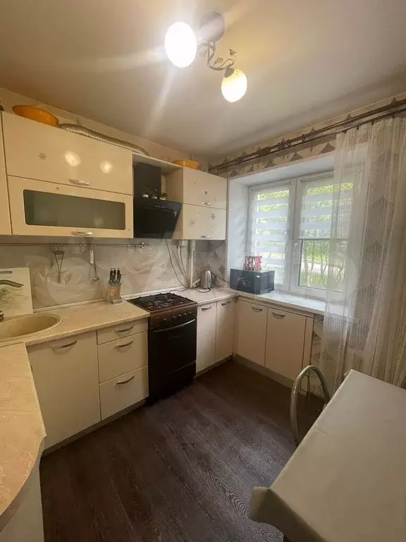 2-к. квартира, 42,3 м, 2/5 эт. - Фото 0