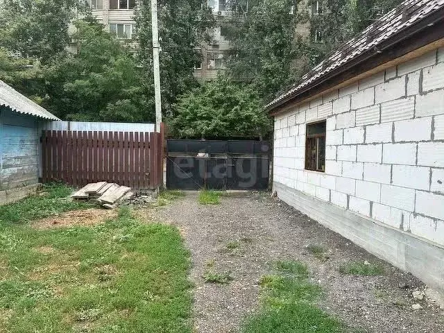 Дом в Саратовская область, Саратов ул. Имени Н.Г. Чернышевского, 224 ... - Фото 1