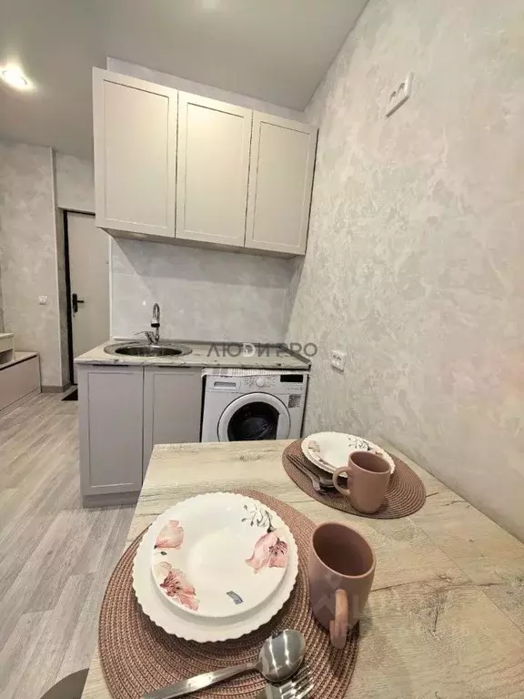 Студия Алтайский край, Барнаул Тимуровская ул., 37 (15.0 м) - Фото 1