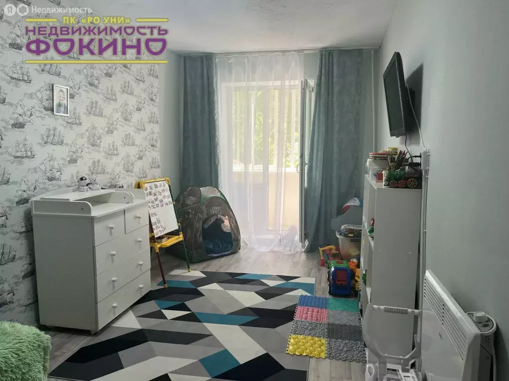 3-комнатная квартира: посёлок городского типа Дунай, улица Ветеранов, ... - Фото 1