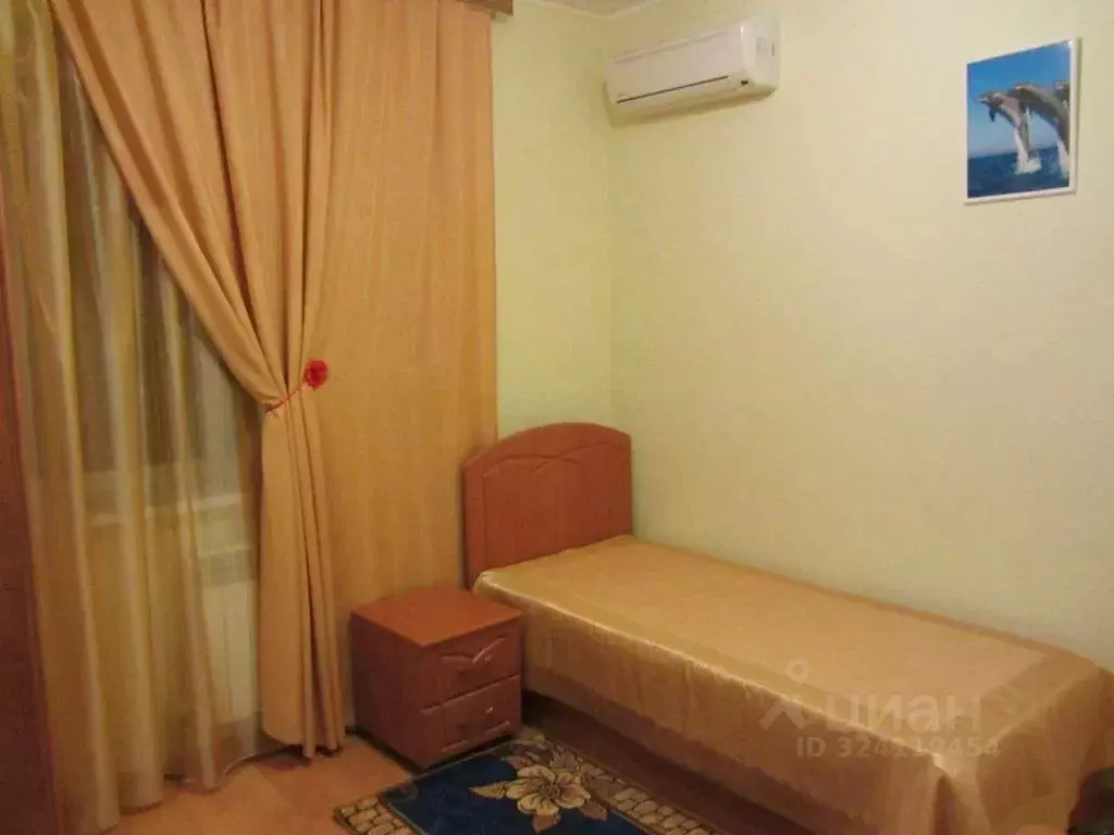 Комната Саратовская область, Энгельс наб. Имени Генерал-лейтенанта ... - Фото 1