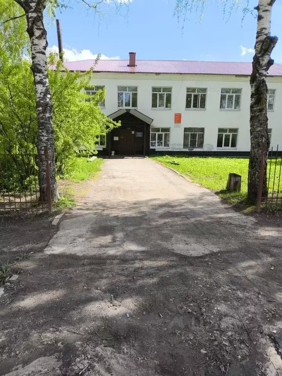 Помещение свободного назначения в Костромская область, пос. Островское ... - Фото 0
