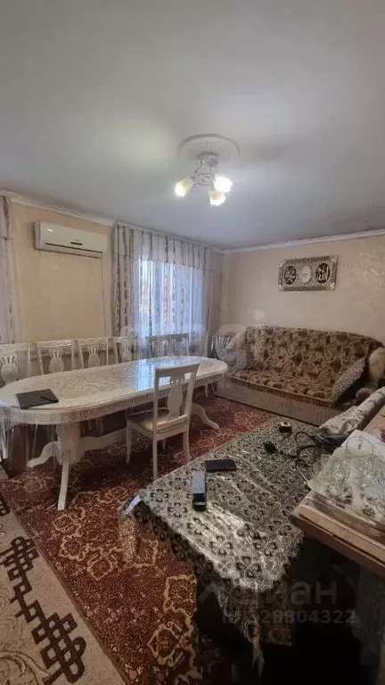 Дом в Крым, Сакский район, Молочненское с/пос, с. Абрикосовка ул. ... - Фото 1