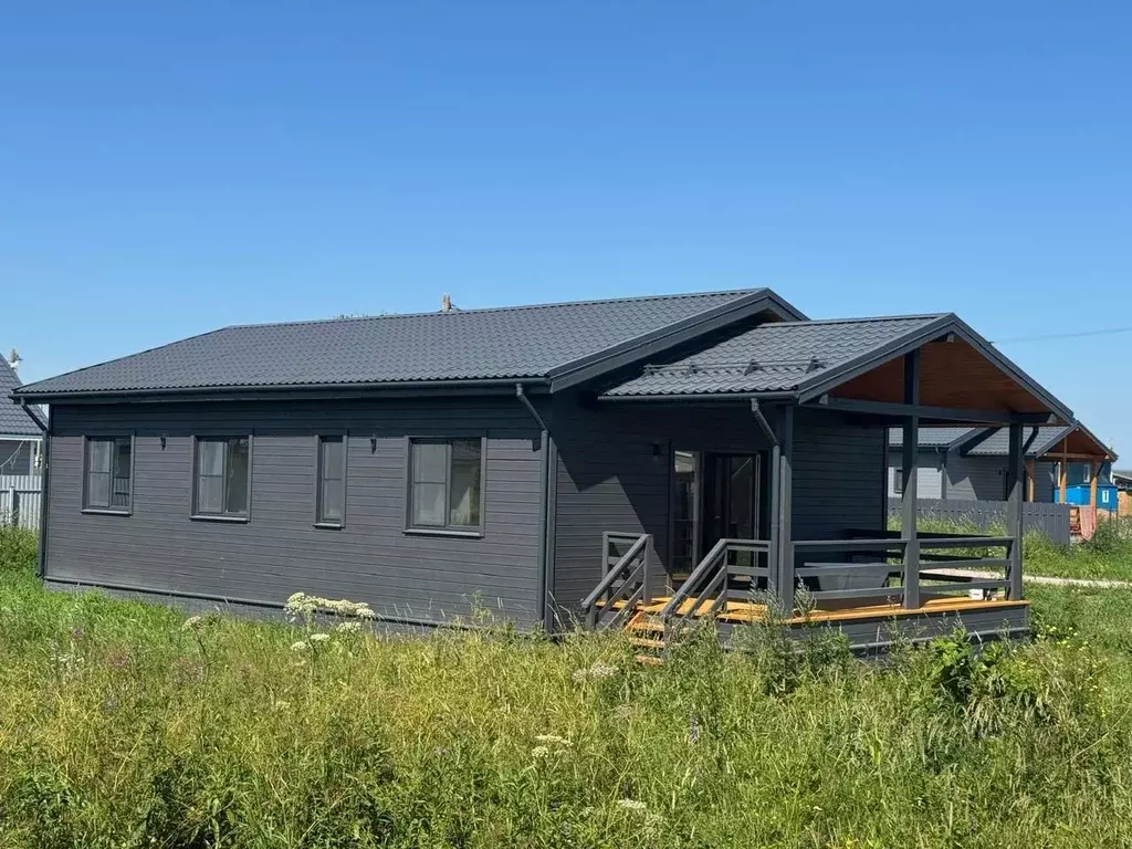 Дом в Ленинградская область, Ломоносовский район, Кипенское с/пос, д. ... - Фото 1