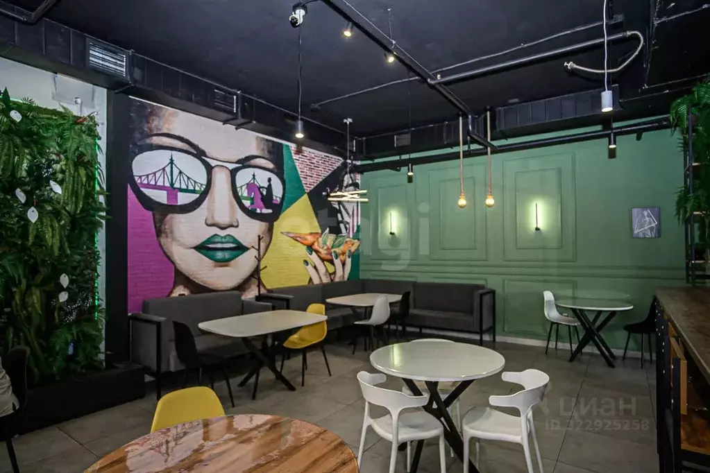 Помещение свободного назначения в Тверская область, Тверь просп. ... - Фото 1