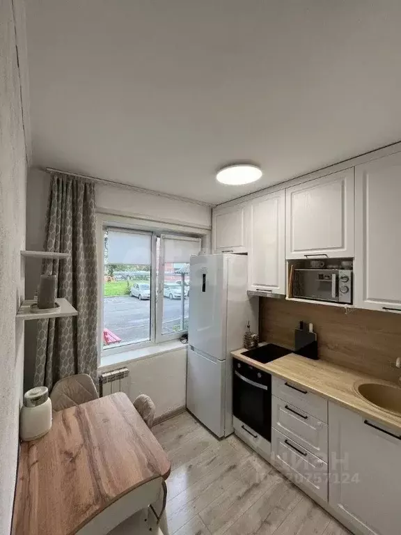 3-к кв. Кемеровская область, Кемерово ул. Сарыгина, 5 (47.1 м) - Фото 0