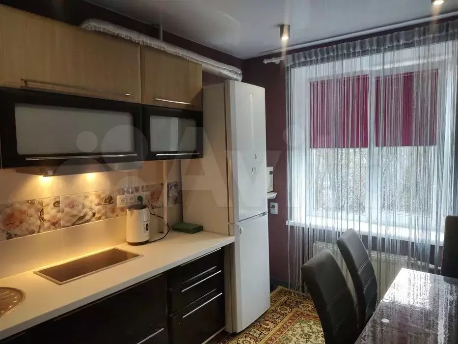 2-к. квартира, 50 м, 3/9 эт. - Фото 0