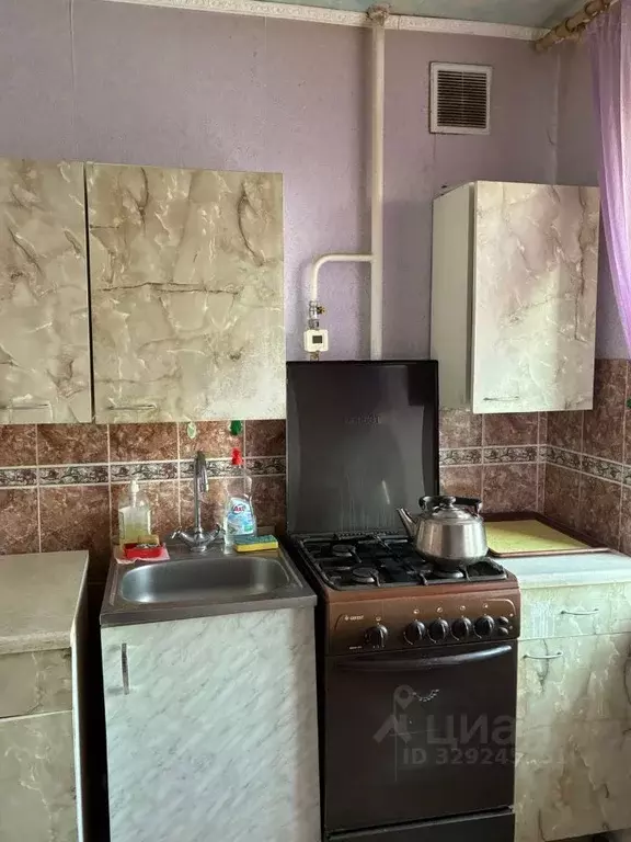 3-к кв. Челябинская область, Челябинск ул. Комарова, 39 (60.0 м) - Фото 1