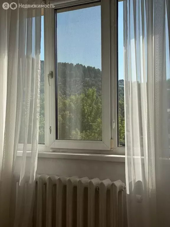 3-комнатная квартира: Горно-Алтайск, Шебалинская улица, 2/1 (74.5 м) - Фото 1