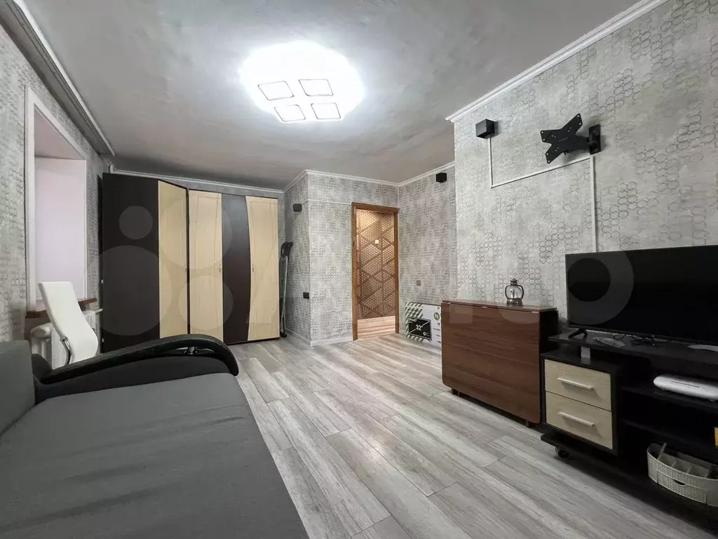 2-к. квартира, 40 м, 1/4 эт. - Фото 1