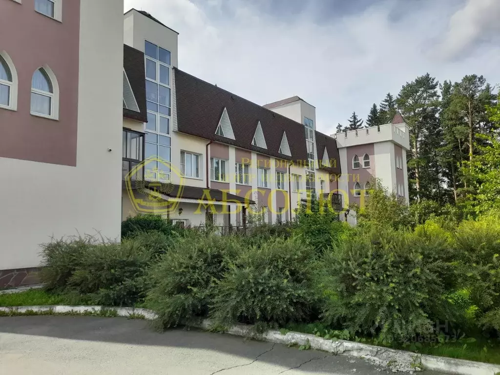 3-к кв. Свердловская область, Ревда Спортивная ул., 6А (75.0 м) - Фото 1