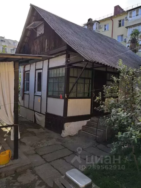 Дом в Краснодарский край, Сочи ул. Ленина, 86А (42 м) - Фото 1