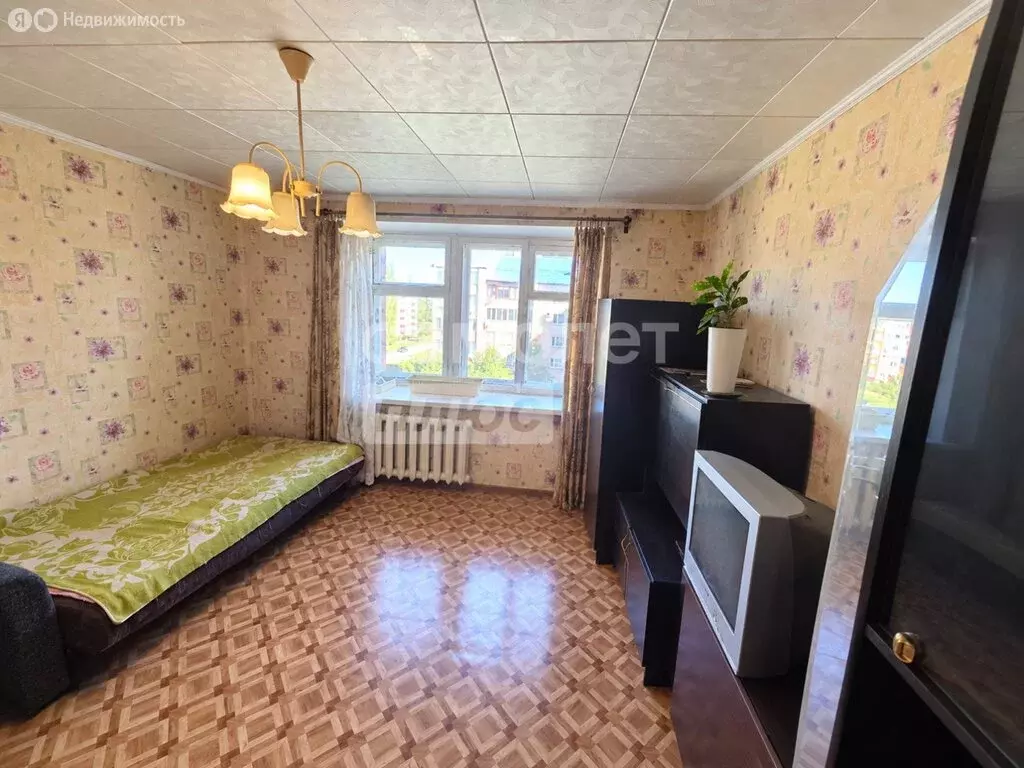 2-комнатная квартира: Салават, бульвар Салавата Юлаева, 6 (45.4 м) - Фото 1