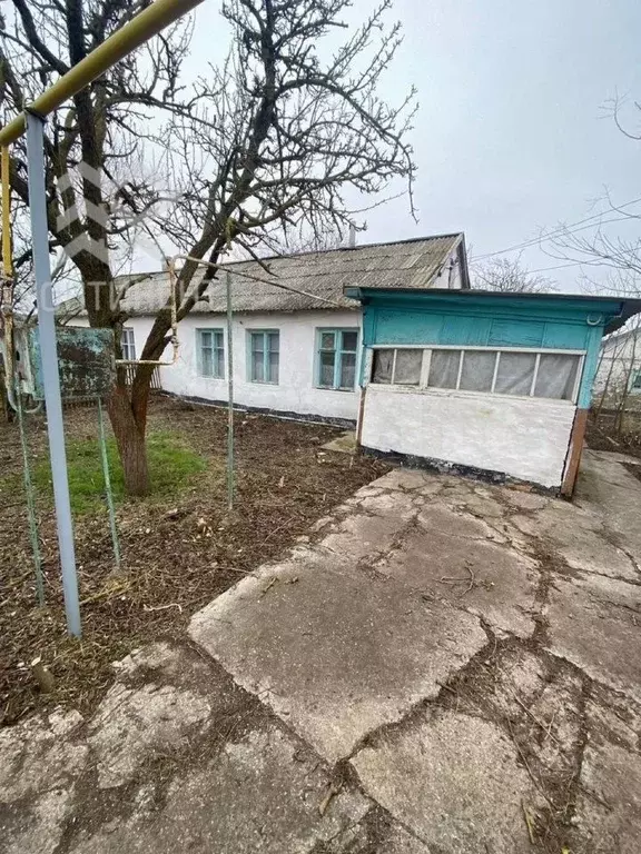Дом в Крым, Черноморский район, с. Далекое ул. Советская, 37 (49 м) - Фото 1