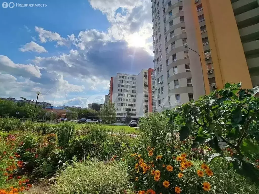 3-комнатная квартира: Тюмень, микрорайон Мыс, улица Маршала Захарова, ... - Фото 2