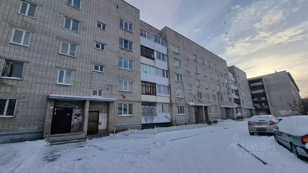 1-к кв. Свердловская область, Каменск-Уральский Октябрьский мкр, ул. ... - Фото 1