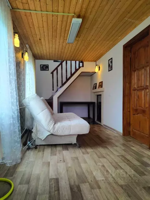 Дом в Ленинградская область, Кировский район, Синявинское городское ... - Фото 1