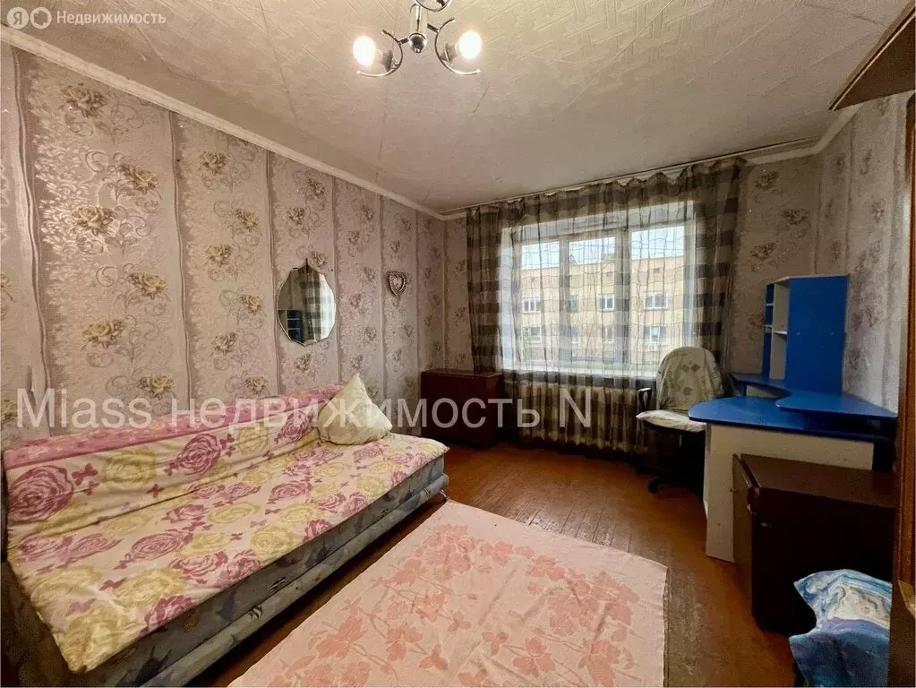 1к в 4-комнатной квартире (18 м) - Фото 1