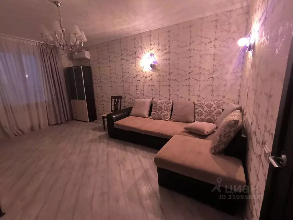 1-к кв. Брянская область, Брянск ул. Дуки, 58 (48.0 м) - Фото 0
