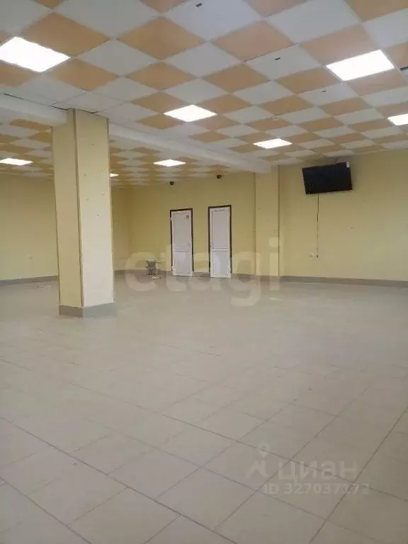 Офис в Калужская область, пос. Бабынино ул. Кооперативная (150 м) - Фото 1