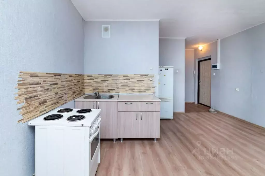 Студия Курганская область, Курган Заозерный жилрайон, 1-й мкр, ул. ... - Фото 1