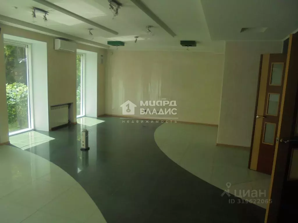 Офис в Омская область, Омск ул. Чапаева, 83 (113 м) - Фото 1