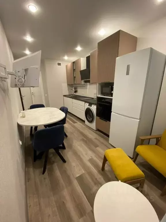 2-к кв. Татарстан, Казань ул. Рауиса Гареева, 105Б (53.0 м) - Фото 0