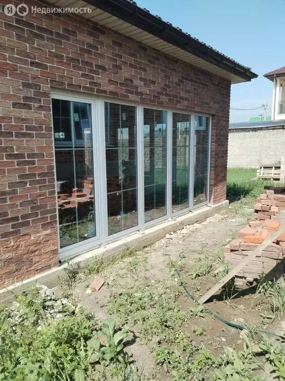 Дом в село Супсех, улица Конституции (250 м) - Фото 0