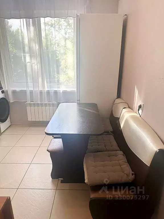 3-к кв. Новгородская область, Валдай Молодежная ул., 8 (64.0 м) - Фото 1