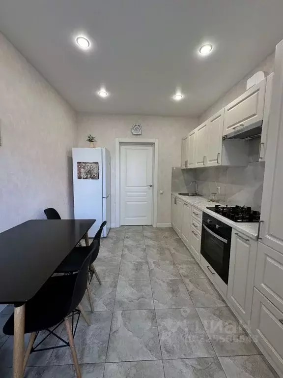 2-к кв. Калининградская область, Пионерский Октябрьская ул., 2Б (47.6 ... - Фото 1