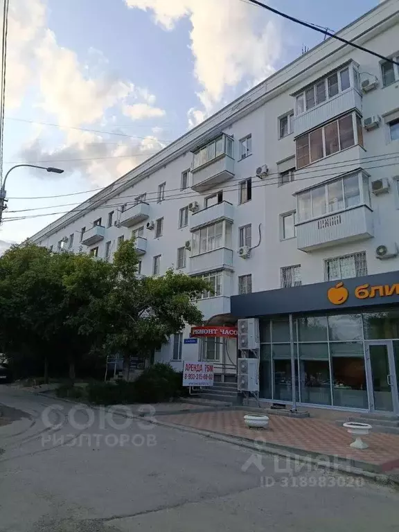 1-к кв. Волгоградская область, Волгоград ул. Наумова, 10 (32.0 м) - Фото 0