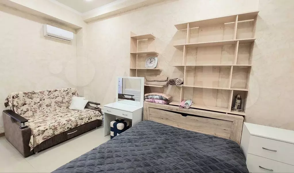2-к. квартира, 45 м, 1/6 эт. - Фото 0