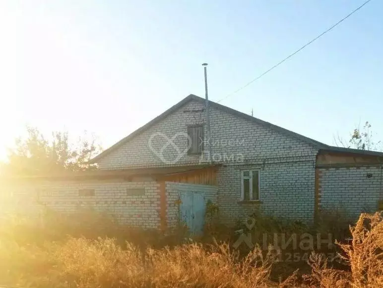 Дом в Волгоградская область, Иловлинский район, Качалинское с/пос, ... - Фото 1