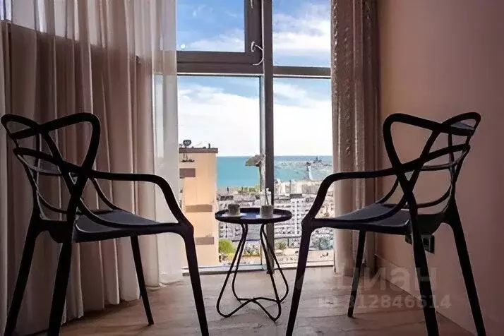 2-к кв. Краснодарский край, Новороссийск ул. Шевченко, 22 (70.0 м) - Фото 0